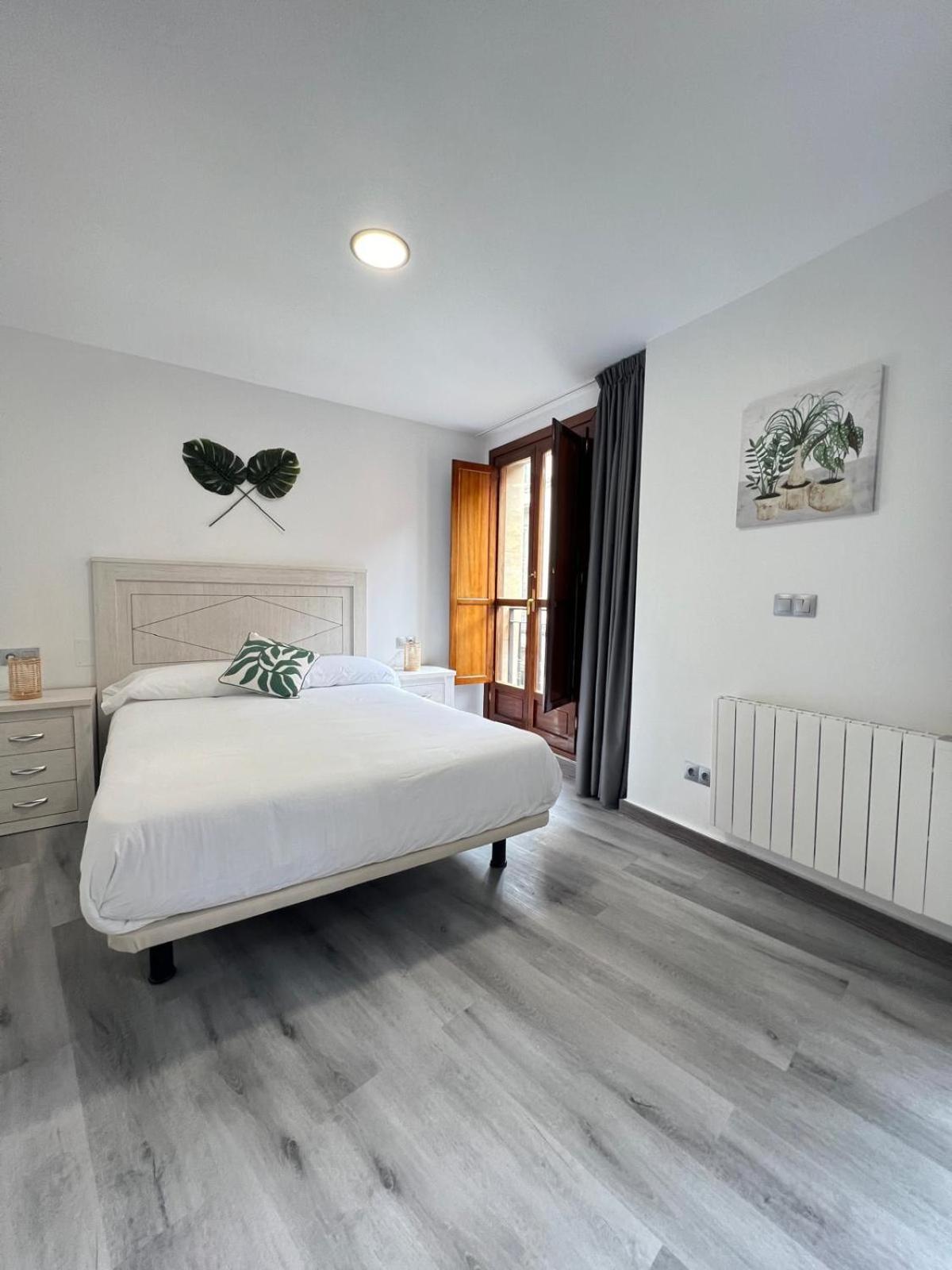 Rosal Central Studios Овьедо Экстерьер фото