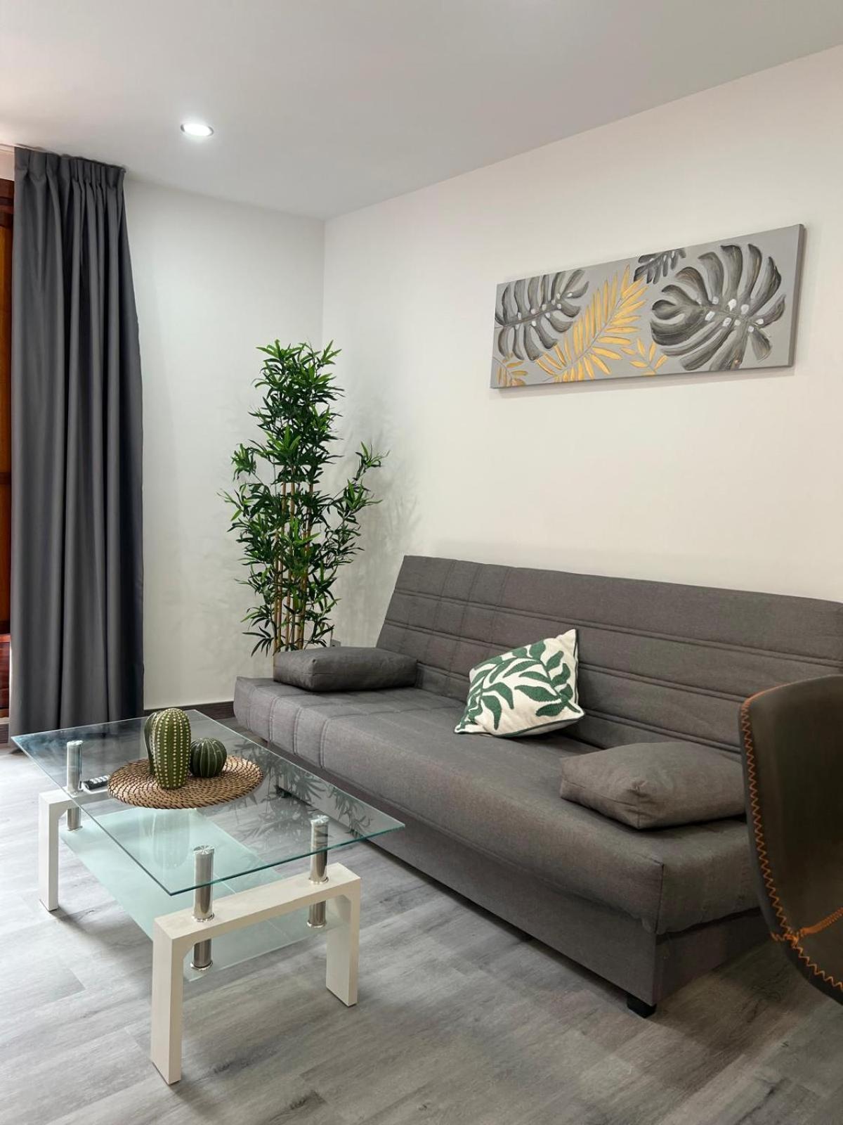 Rosal Central Studios Овьедо Экстерьер фото