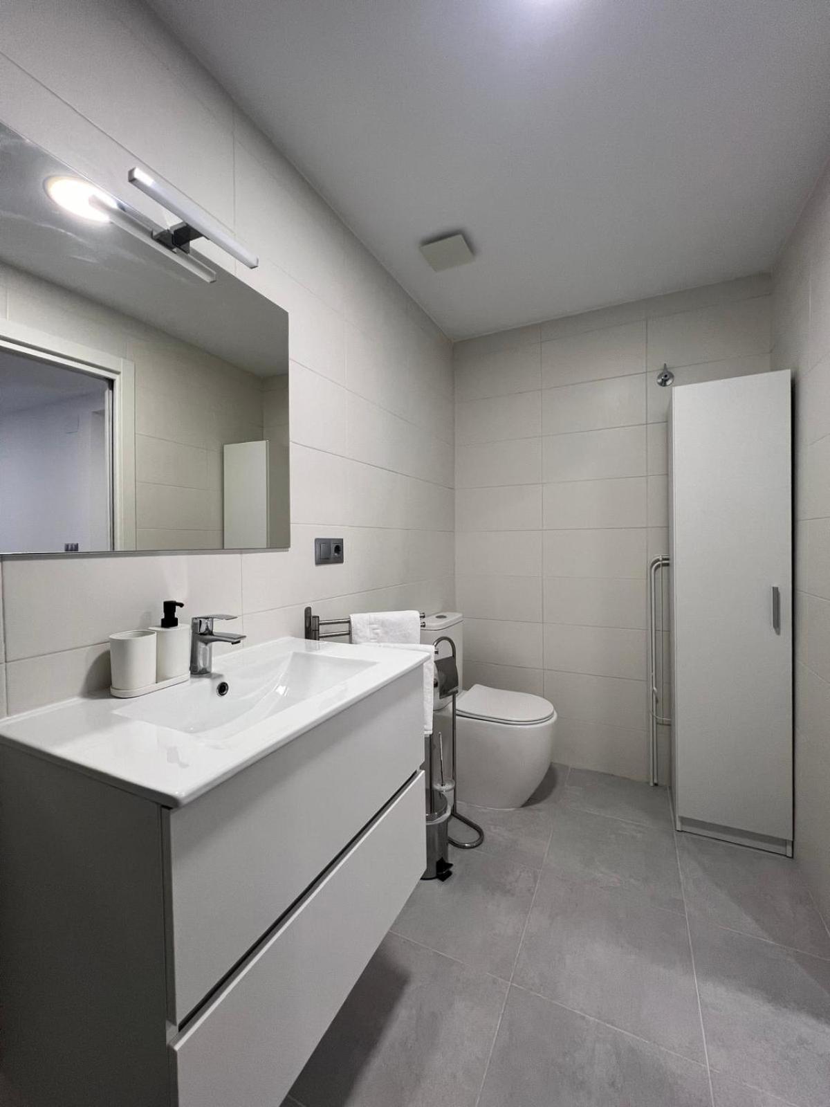 Rosal Central Studios Овьедо Экстерьер фото