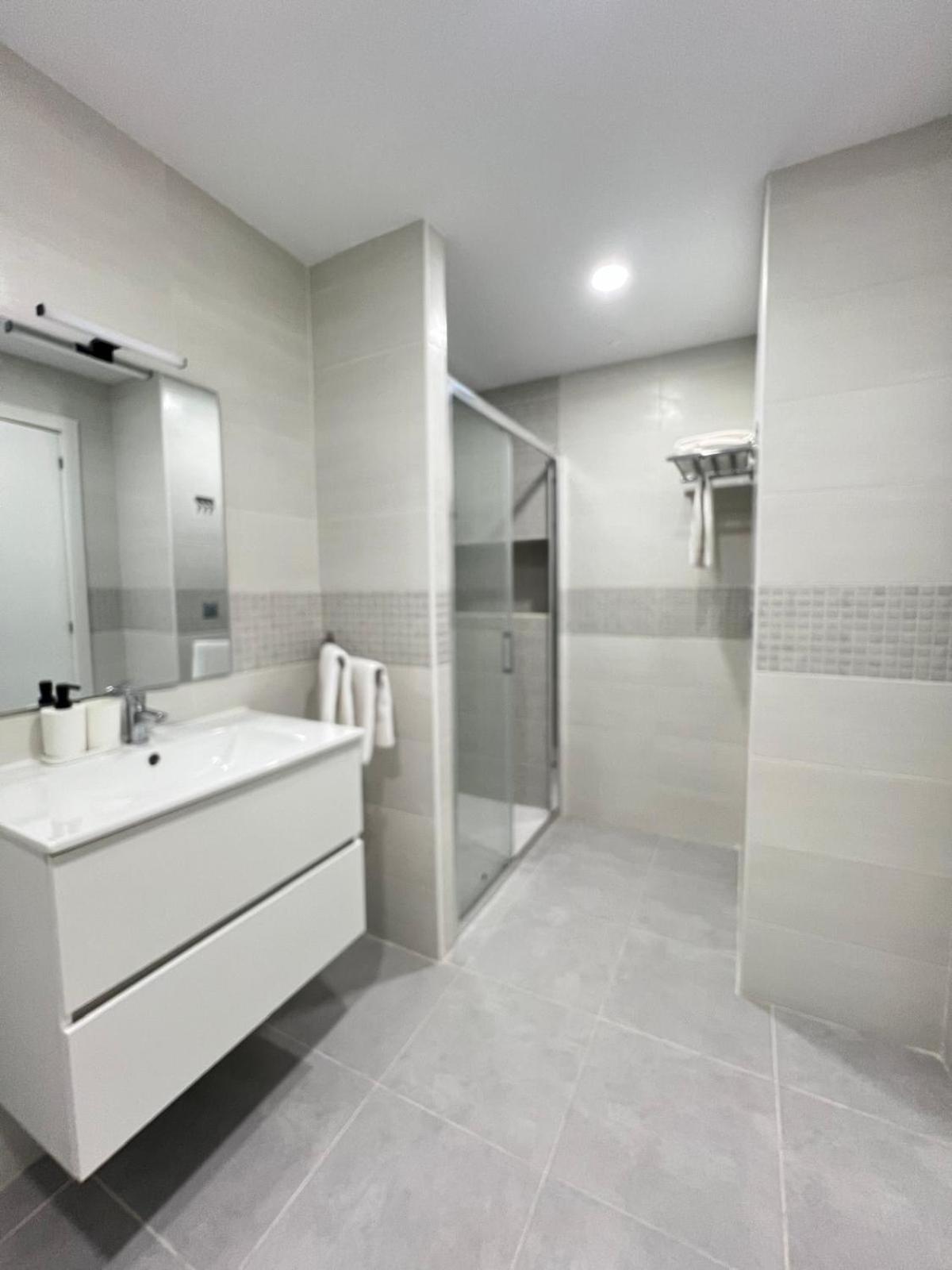 Rosal Central Studios Овьедо Экстерьер фото