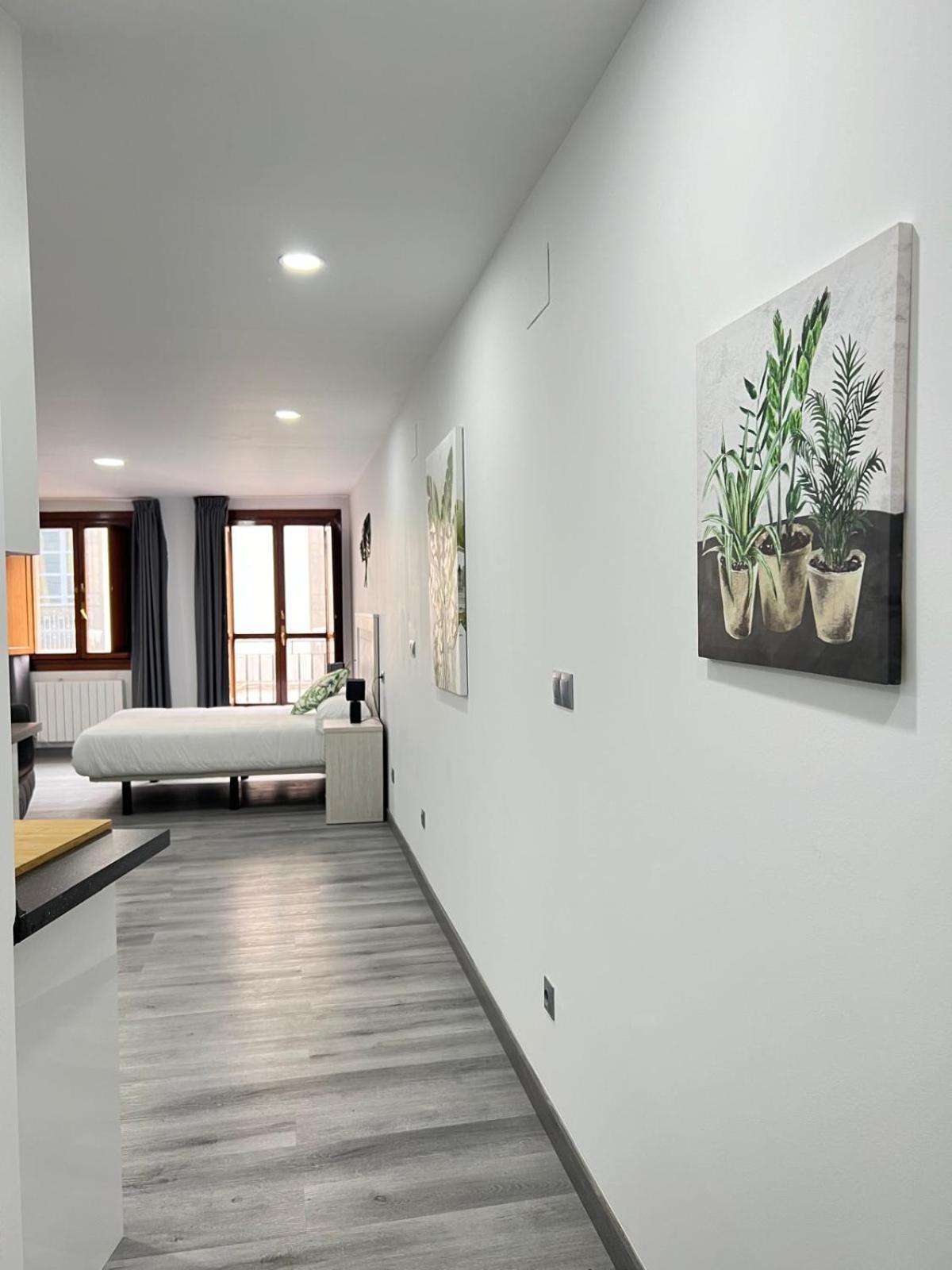 Rosal Central Studios Овьедо Экстерьер фото